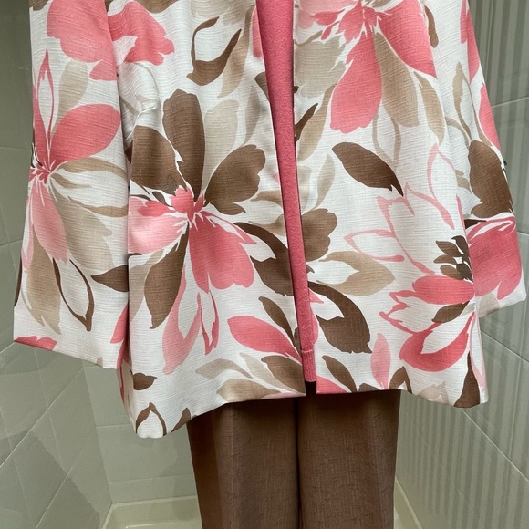 Samantha Grey 3 piece outfit - Size 14.  Only wore a couple times!  Like new! - Picture 1 of 16